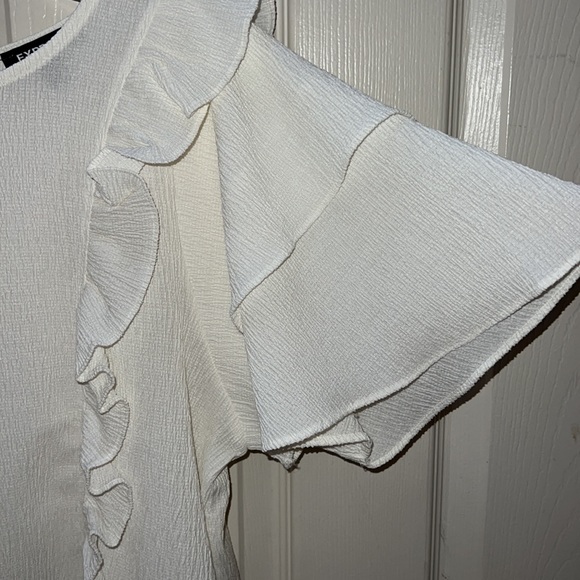 White flowy short sleeve blouse - Picture 2 of 3